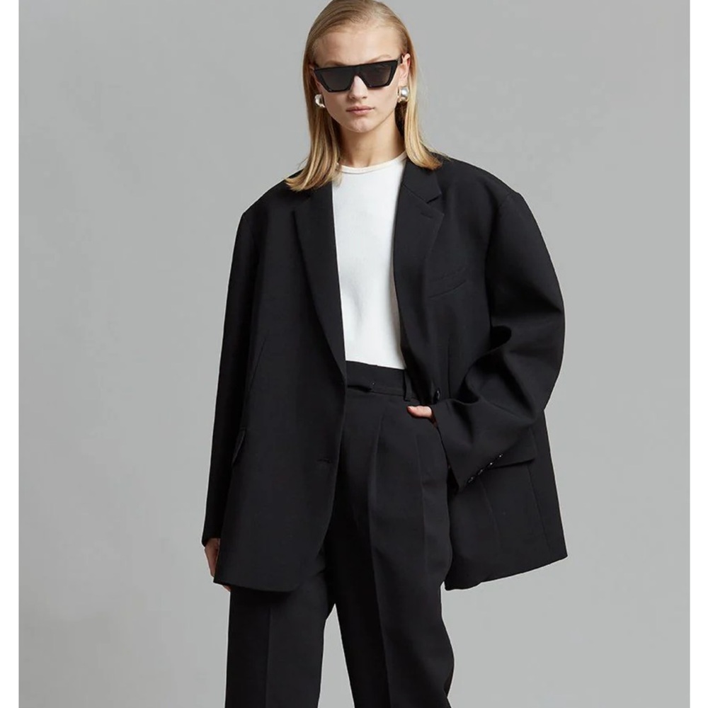 *NWOT* The Frankie Shop Bea Blazer in black XXS